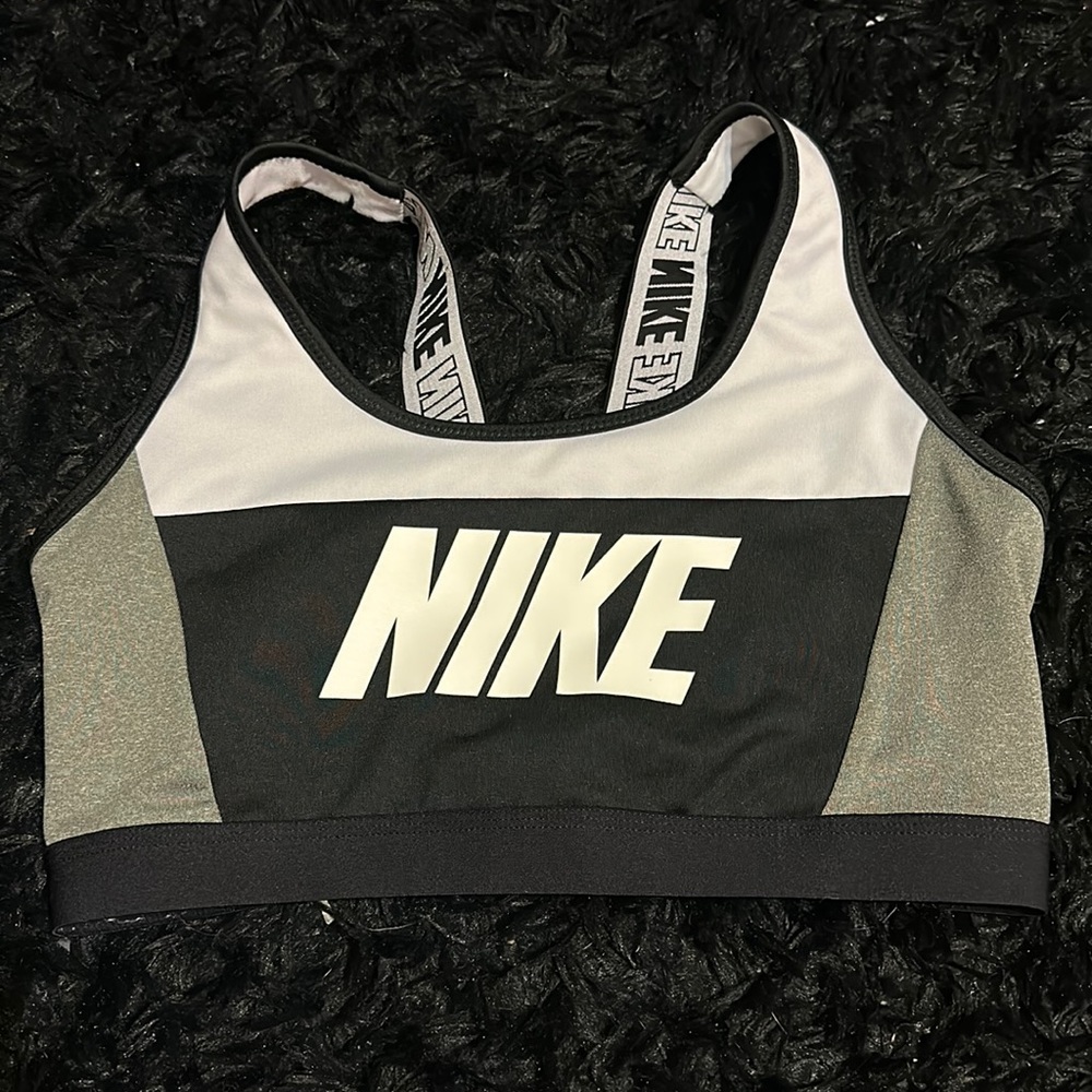 black & white block nike sports bra